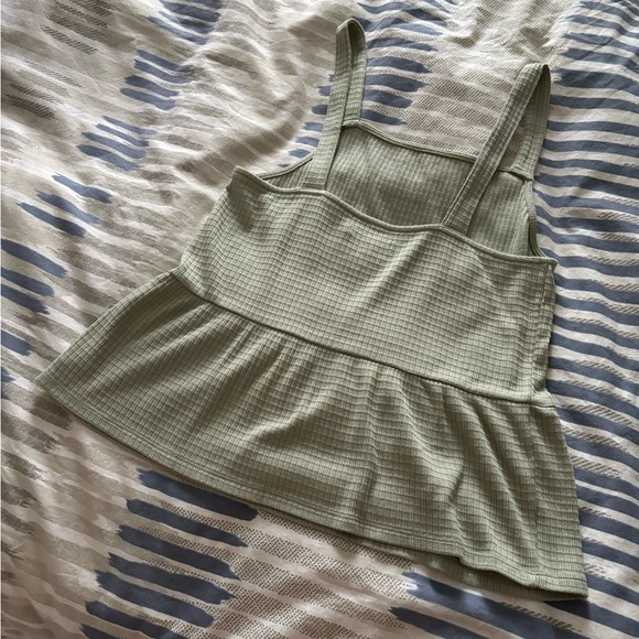 AE Top - Picture 3 of 3